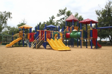 Light Stabilizer 210 offers protection from the sun's UV rays for plastics used in products such as playground equipment, toys, outdoor furniture and construction components. 