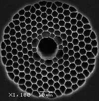 Electron microscope image of the hollow-core fibre