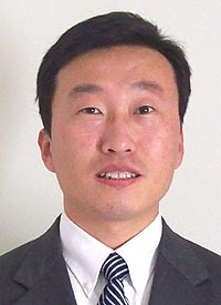 Yugang Sun of the U.S. Department of Energy's Argonne National Laboratory received the Presidential Early Career Award for Scientists and Engineers (PECASE) to recognize his contributions to the advancement of science.