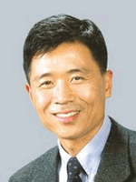 University of Wisconsin-Madison Materials Science and Engineering Professor Chang-Beom Eom 