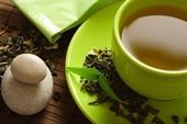 Already renowned for human health benefits, green tea could have a new role  along with other natural plant-based substances  in a healthier, more sustainable production of the most widely used family of nanoparticles.
Credit: iStockphoto/Thinkstock
