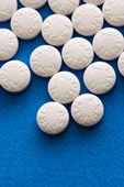 Scientists are developing a new form of aspirin to overcome aspirin resistance, which affects millions of people who could otherwise benefit from the drug commonly used to prevent heart attack and stroke.
Credit: Photos.com/Thinkstock
