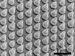 Stanford engineers created arrays of silicon nanocones to trap sunlight and improve the performance of solar cells made of bismuth vanadate (1μm=1,000 nanometers).
CREDIT: Wei Chen and Yongcai Qiu, Stanford