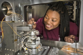 NSLS-II scientist Tiffany Victor is shown at the Hard X-ray Nanoprobe, where her team produced 3D chemical maps of single bacteria with nanoscale resolution.

CREDIT
Brookhaven National Laboratory