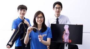 From left:PhD student Mr Tian Xi, Research Fellow Dr Lee Pui Mun,andAssistant Professor John Ho, together with seven NUS researchers,took a year to develop the ‘smart’ textiles.Credit:National University of Singapore