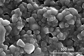 SEM images of lipid-coated MIL-100(Fe) (e) nanoparticles at 150 000 magnification. Source: Ploetz et al, Advanced Materials 2020