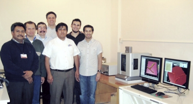 Shown with the Cypher AFM system, left to right:  Dr. Gilberto Mondragon-Galicia (ININ), Ing. Pavel Lopez (ININ), Ing. Carlos Segovia (Micra), Dr. Manuel Espinosa (Head of the Laboratory at the ININ), Ing. Miguel Urbano (Micra), Cristian Urrutia (Micra), and Amir Moshar (Asylum Research). 