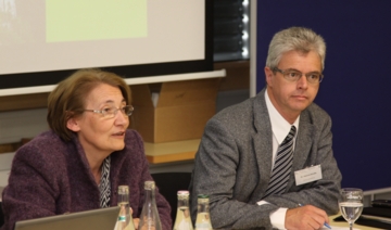 (Dr. R. Mssner (left), Dr. H. Kindle (right).  2010 The Innovation Society, St.Gallen)