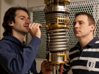 Vienna University of Technology graduate students Hannes Winkler (left) and Andrey Sidorenko are co-authors of a new paper that sheds light on "correlated electron effects" in heavy fermion materials.
CREDIT: F. Aigner/TU Wien