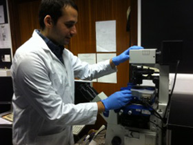 Faris Sinjab is a PhD student in the group of Dr Ioan Notingher is seen using the JPK NanoWizard AFM system 