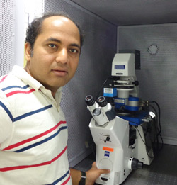 Professor Shivprasad Patil of IISER, India, with his JPK NanoWizard AFM system 