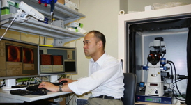 Professor Takeshi Fukuma of Kanazawa University in Japan working with the JPK NanoWizard AFM system