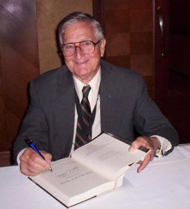 Fred Ordway at the 2011 NSS International Space Development Conference for a special book signing