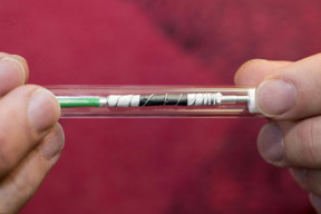 Corresponding author Johannes Wandt with one of the electron paramagnetic resonance probes he developed for the detection of singlet-oxygen which is produced during the charging process.
CREDIT: Andreas Battenberg / TUM