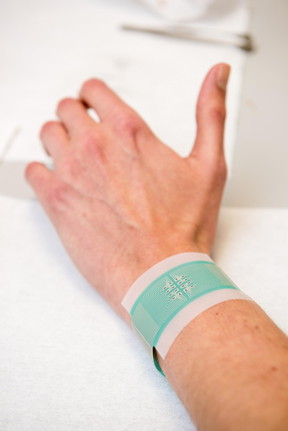The patch can be attached to the wrist to measure blood glucose without piercing the skin
CREDIT
University of Bath
