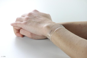 Flexible and transparent bracelet that uses graphene to measure heart rate, respiration rate and blood pulse oxygenation continuously.

CREDIT
ICFO