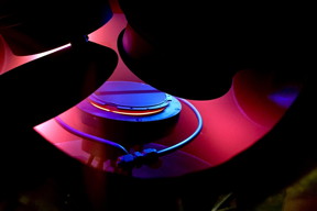 A look into the sputtering system where nanostructured layers are generated.

CREDIT
 Lars Banko