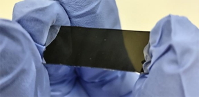 The amorphous thin film experimented on in this study.

CREDIT
Tohoku University
